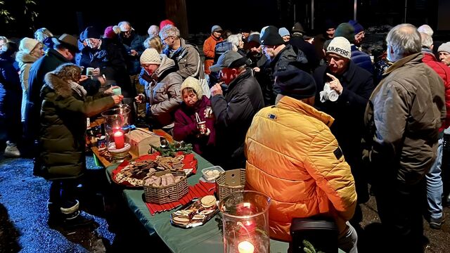 Seeshaupter Adventsfeier am Dampfersteg