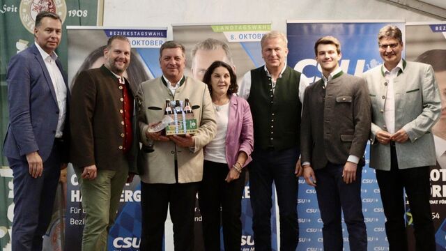 Stephan Mayer, Sascha Schnürer, Christian Bernreiter, Claudia Hausberger, Peter Hartinger, Milot Spörl und Max Heimerl